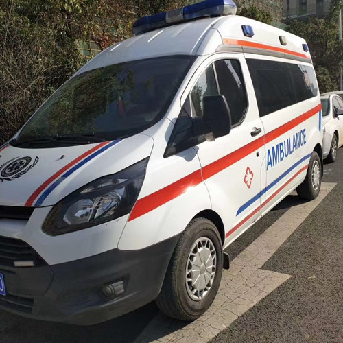 土默特右品质救护车出租，为您的健康出行负责